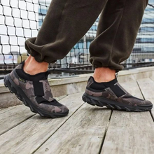 2021新款，ECCO爱步MX驱动系列男士一脚蹬休闲鞋820214￥555.41